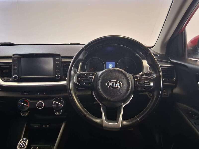 Used Kia Stonic 2019 for sale - 77045139: Photo 9