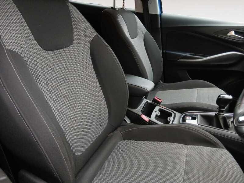 Used Vauxhall Grandland X 2019 for sale - 77813947: Photo 3