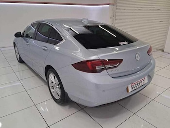 Used Vauxhall Insignia 2018 for sale - 75564398: Photo