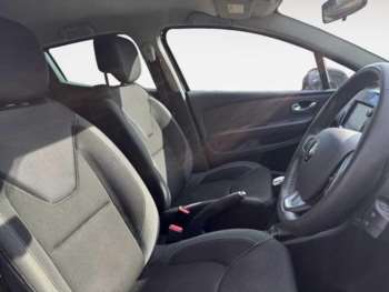 Used Renault Clio 2018 for sale - 74489512: Photo
