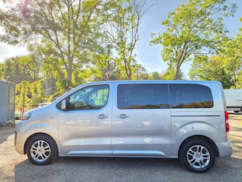 Used Peugeot Traveller 2016 for sale - 79751204: Photo