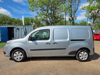 Used Renault Kangoo 2020 for sale - 79472282: Photo