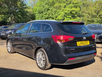 Used Kia Ceed 2015 for sale - 79352384: Photo