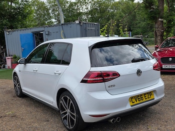 Used Volkswagen Golf 2016 for sale - 79352387: Photo