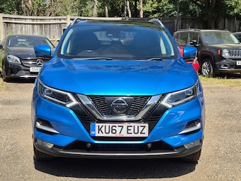 Used Nissan Qashqai 2017 for sale - 79352393: Photo