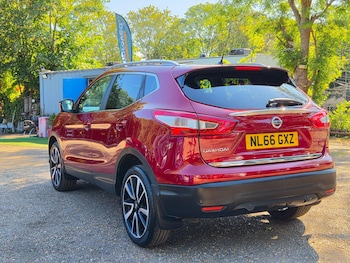 Used Nissan Qashqai 2016 for sale - 79352363: Photo