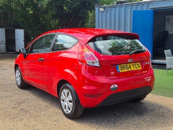 Used Ford Fiesta 2014 for sale - 79352359: Photo