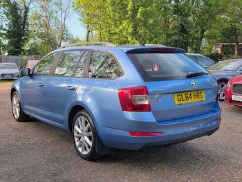 Used Skoda Octavia 2014 for sale - 79352391: Photo