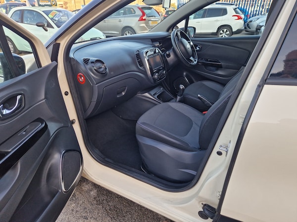 Used Renault Captur 2015 for sale - 76243879: Photo 12