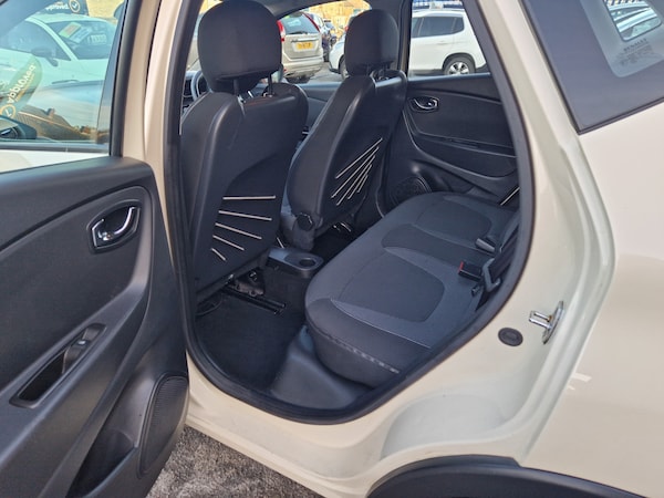 Used Renault Captur 2015 for sale - 76243879: Photo 15