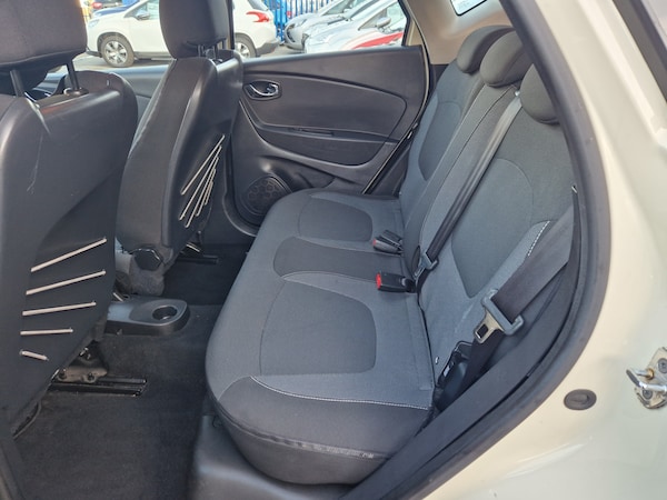 Used Renault Captur 2015 for sale - 76243879: Photo 16