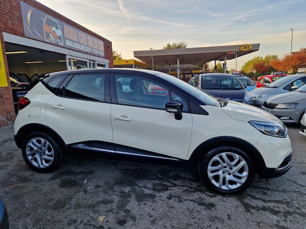 Used Renault Captur 2015 for sale - 76243879: Photo 3