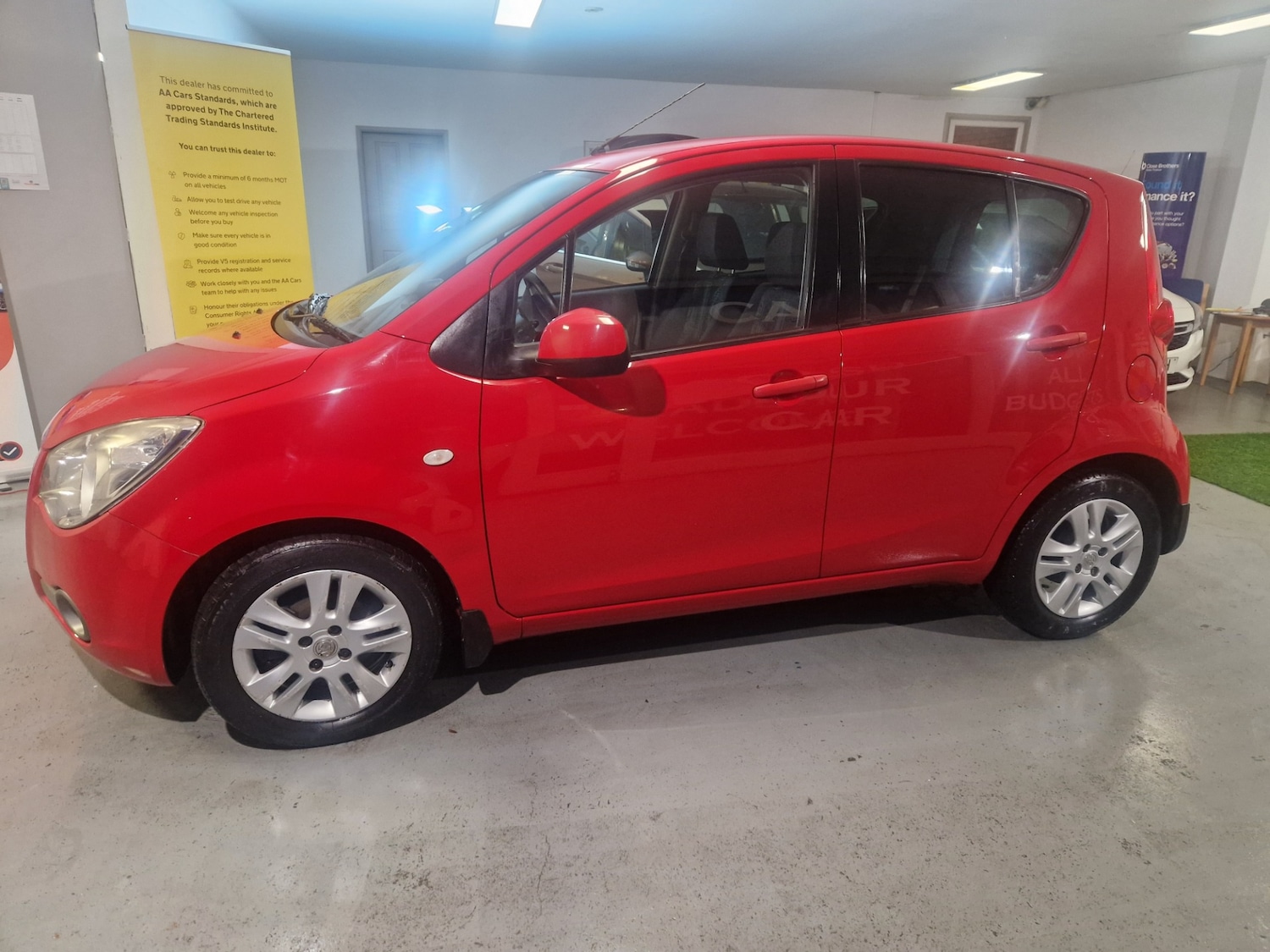 Used Vauxhall Agila 2012 for sale - 76517739: Photo 7
