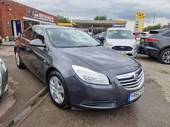 Vauxhall - Insignia