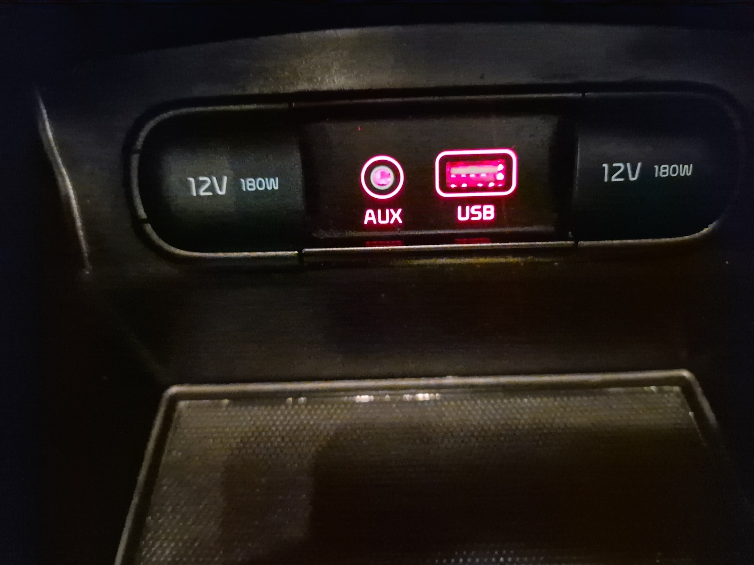 Used Kia Sorento 2016 for sale - 76461305: Photo 35