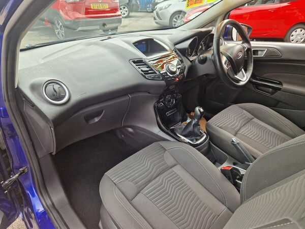Used Ford Fiesta 2015 for sale - 76218767: Photo 11