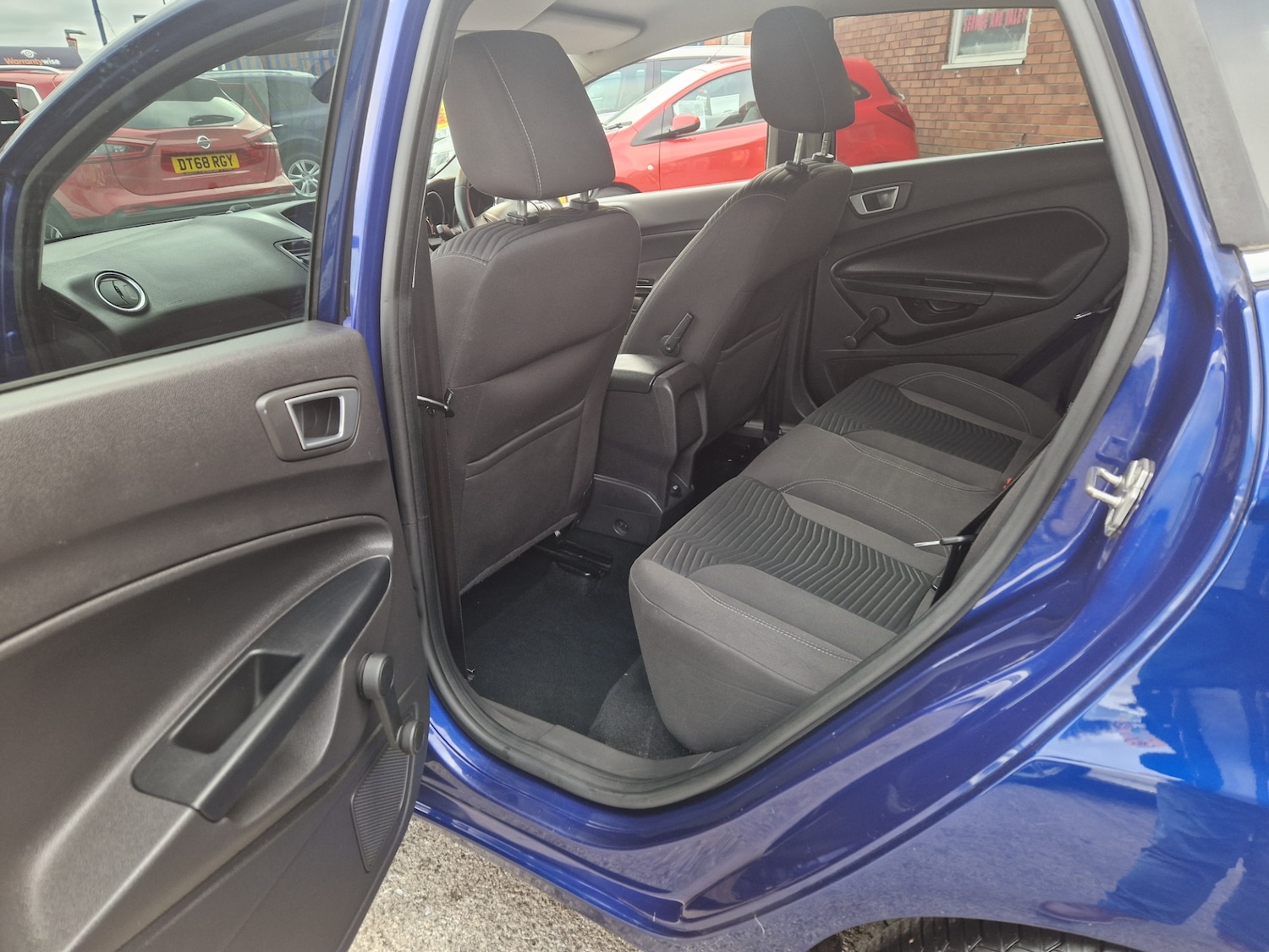 Used Ford Fiesta 2015 for sale - 76218767: Photo 12