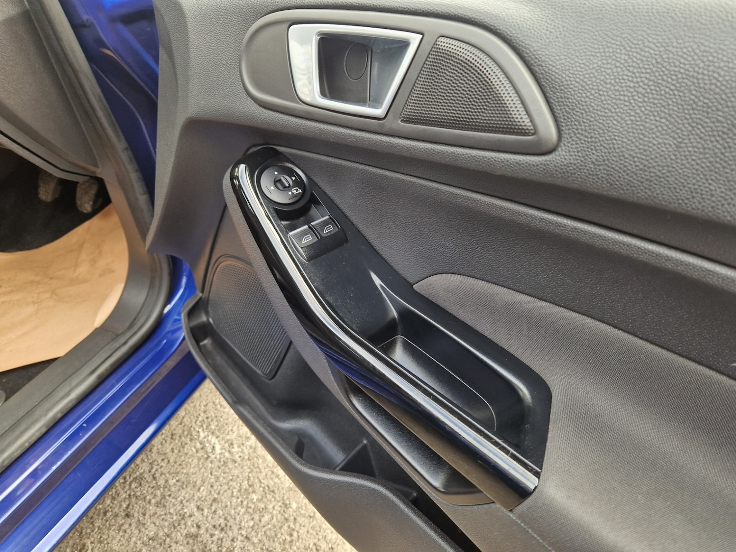 Used Ford Fiesta 2015 for sale - 76218767: Photo 17