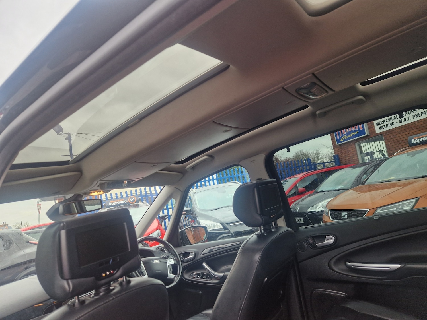 Used Ford Galaxy 2014 for sale - 76971143: Photo 18