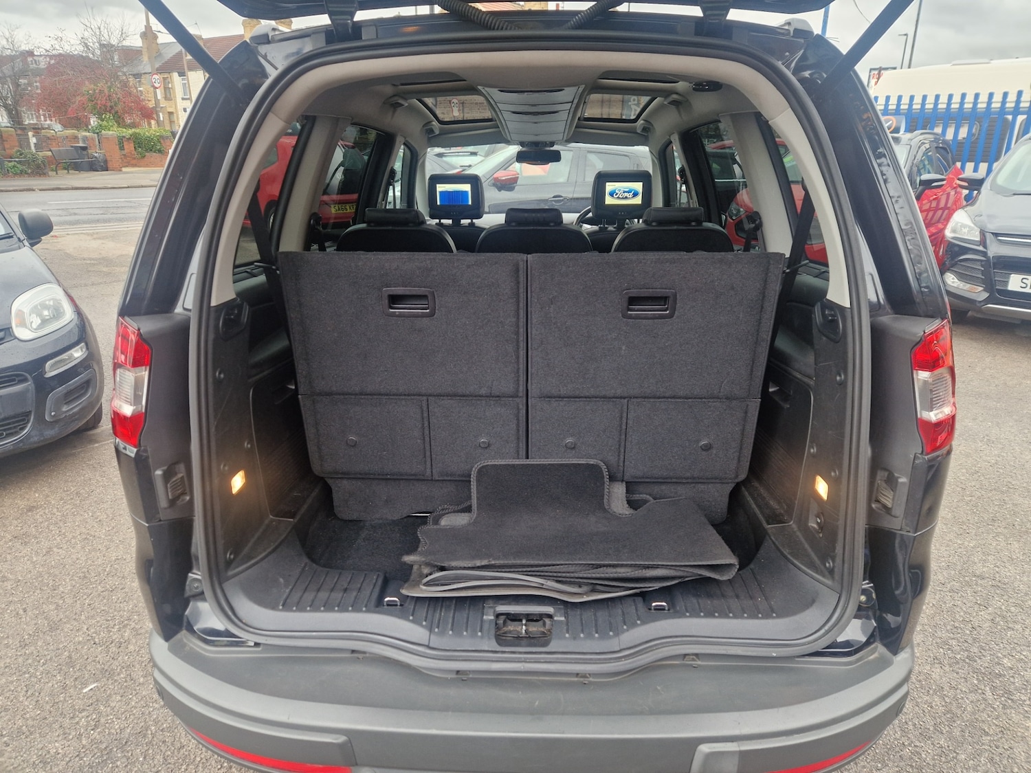 Used Ford Galaxy 2014 for sale - 76971143: Photo 20