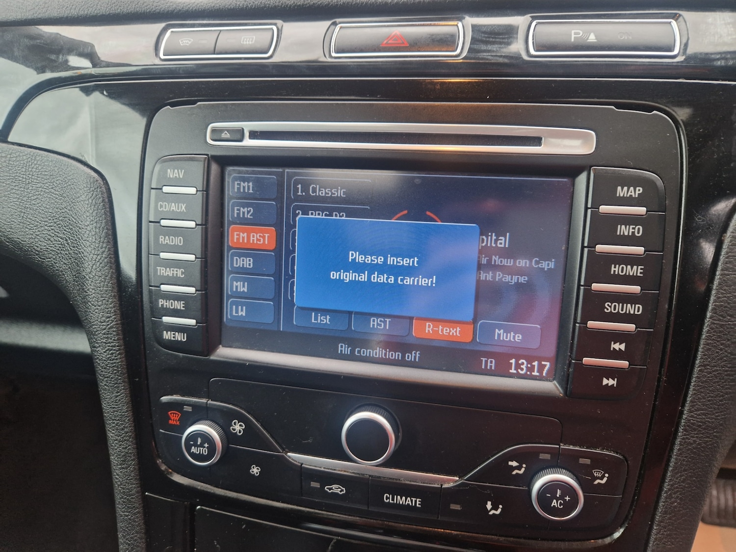 Used Ford Galaxy 2014 for sale - 76971143: Photo 33