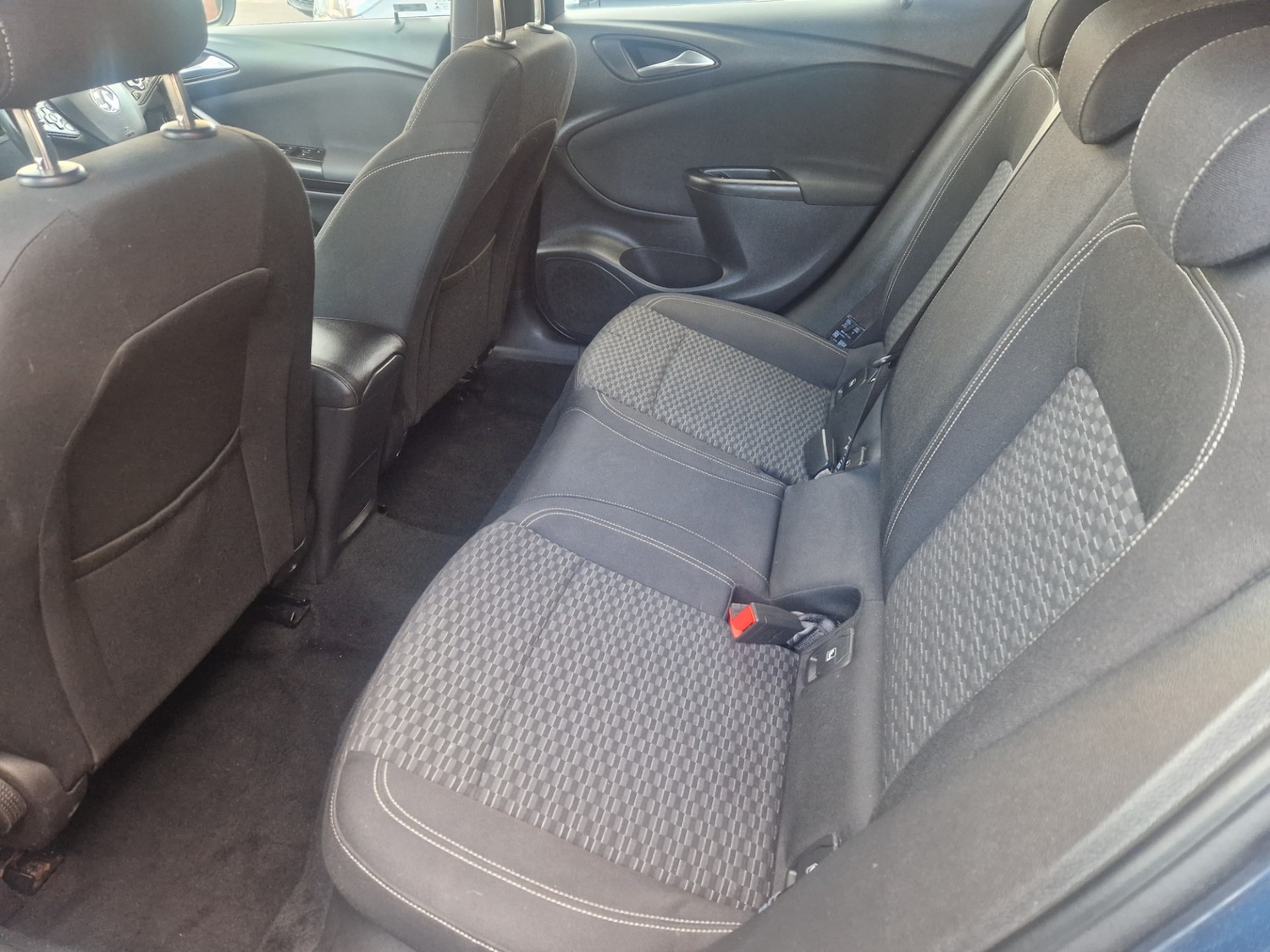 Used Vauxhall Astra 2016 for sale - 76518018: Photo 18