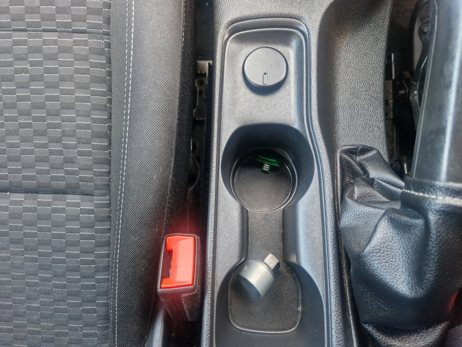 Used Vauxhall Astra 2016 for sale - 76518018: Photo 31