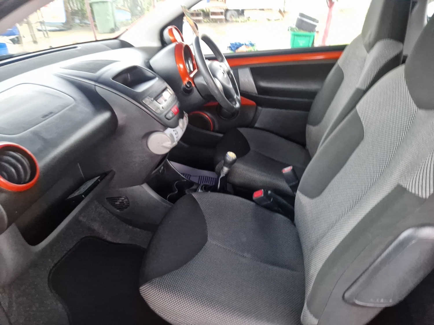 Used Toyota AYGO 2012 for sale - 77326194: Photo 9