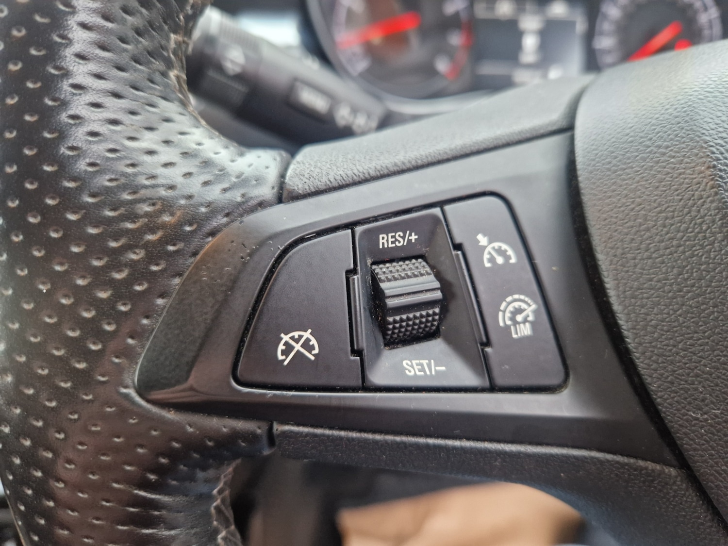 Used Vauxhall Corsa 2015 for sale - 77198519: Photo 12