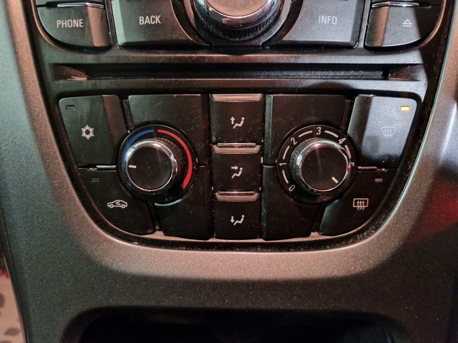 Used Vauxhall Astra 2014 for sale - 76490973: Photo 29