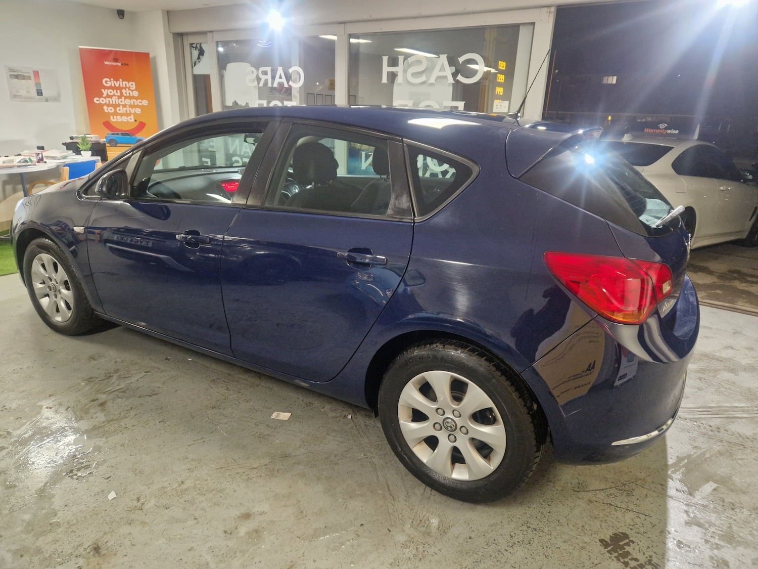 Used Vauxhall Astra 2014 for sale - 76490973: Photo 4