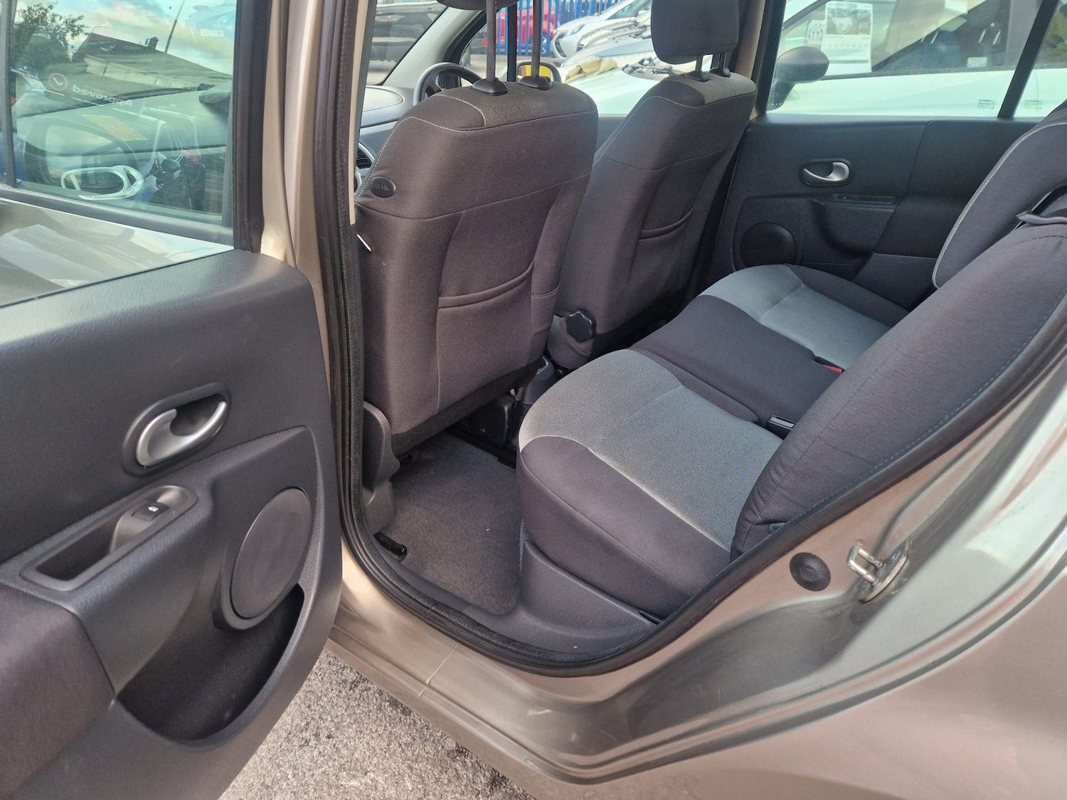 Used Renault Grand Modus 2008 for sale - 76366818: Photo 13