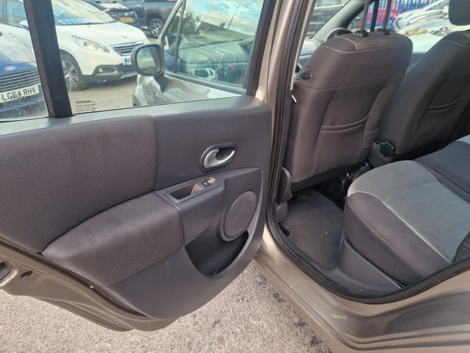 Used Renault Grand Modus 2008 for sale - 76366818: Photo 15