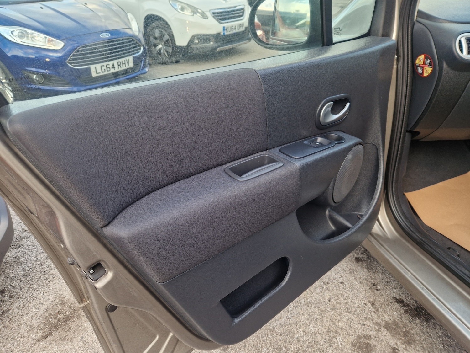 Used Renault Grand Modus 2008 for sale - 76366818: Photo 9