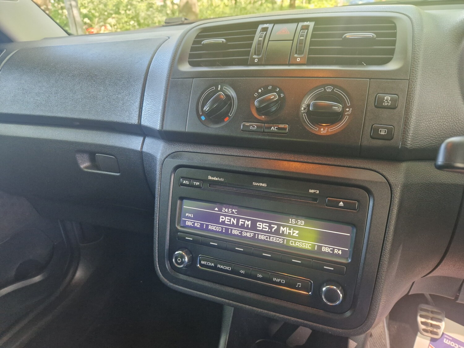 Vehicle 35