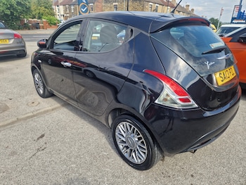 Used Chrysler Ypsilon 2013 for sale - 75250126: Photo