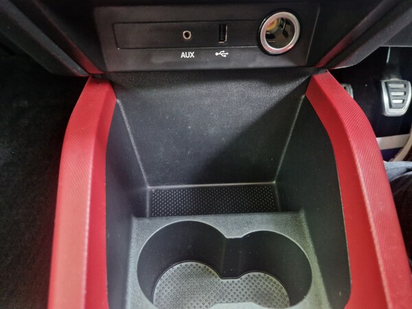 Used Skoda Fabia 2015 for sale - 76142716: Photo 37