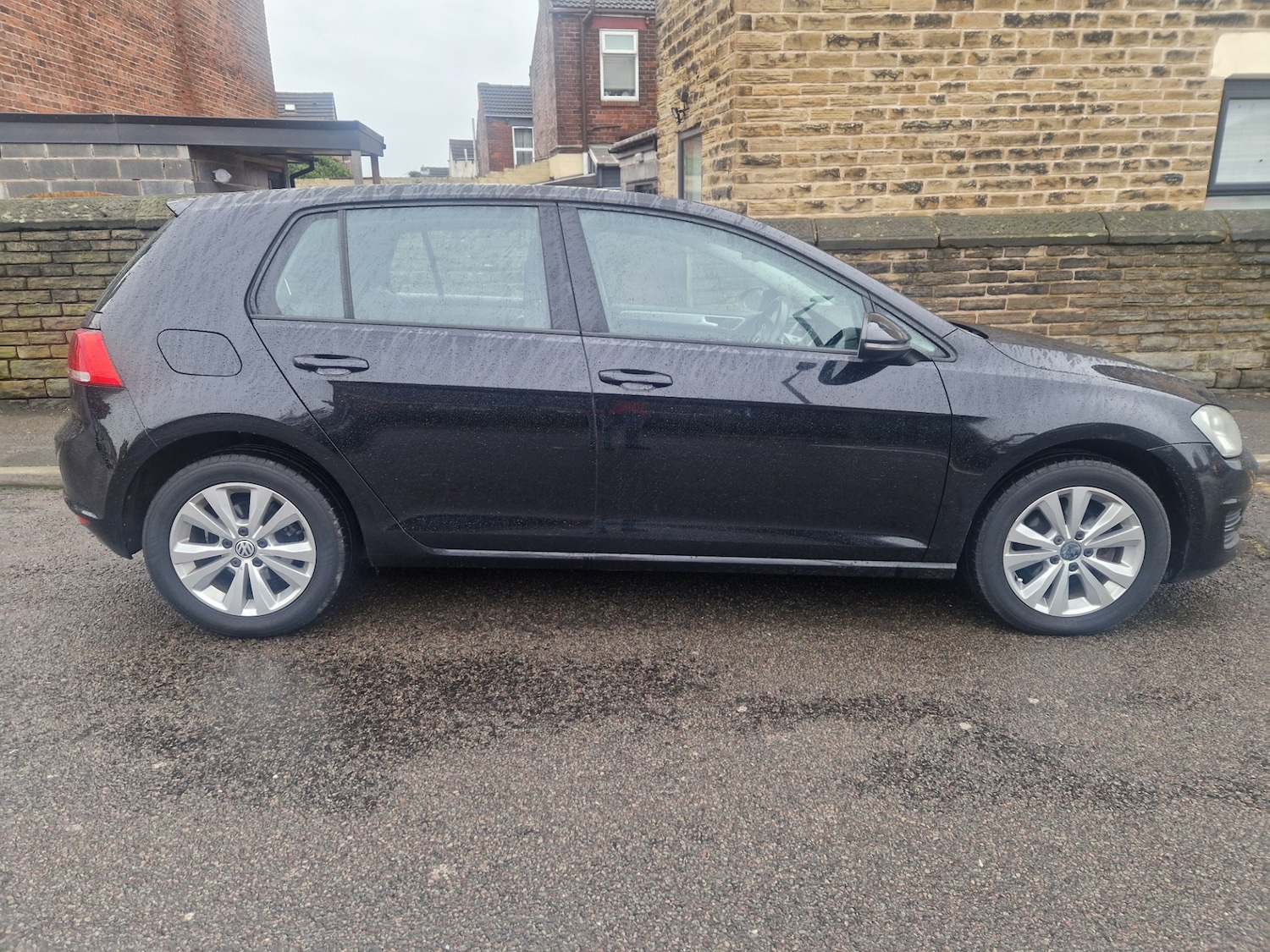 Used Volkswagen Golf 2014 for sale - 76980351: Photo 2