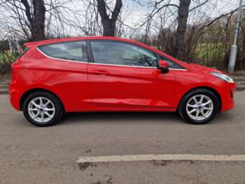 Used Ford Fiesta 2017 for sale - 73952520: Photo