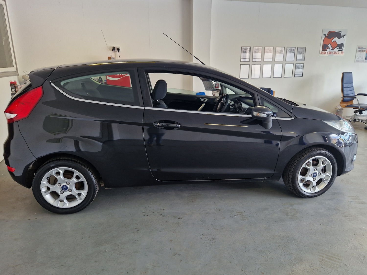 Vehicle 6