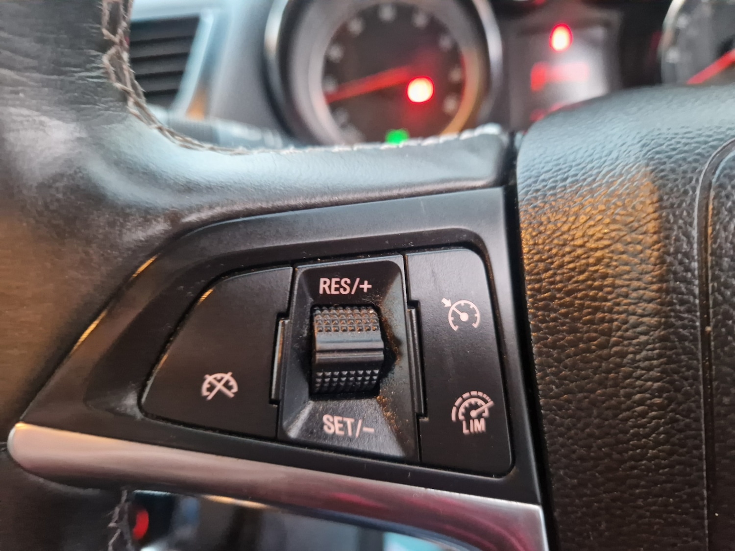 Used Vauxhall Mokka 2015 for sale - 76332307: Photo 33