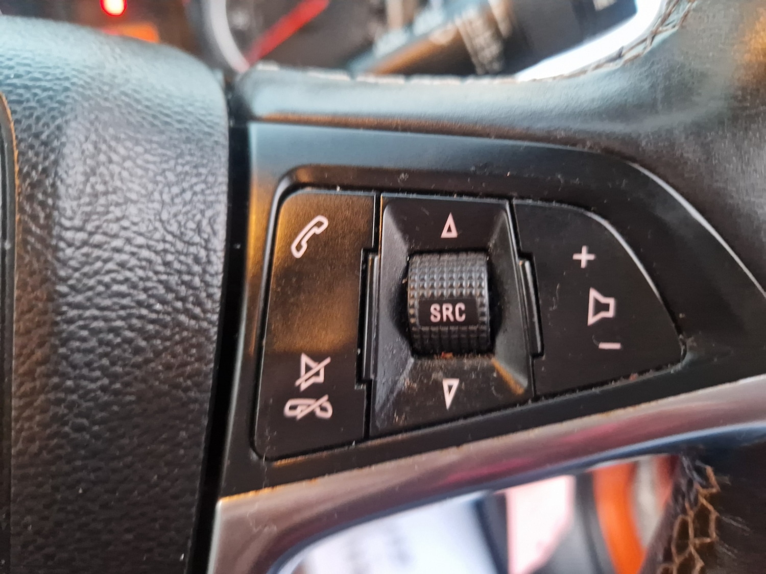 Used Vauxhall Mokka 2015 for sale - 76332307: Photo 34