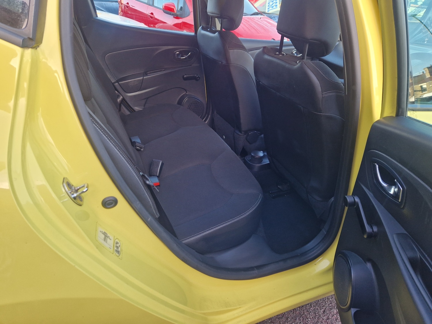 Used Renault Clio 2013 for sale - 76719787: Photo 18