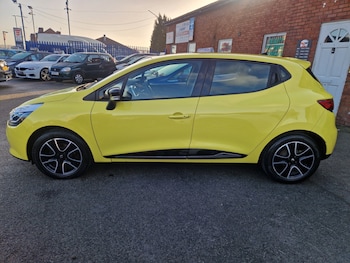 Used Renault Clio 2013 for sale - 76719787: Photo