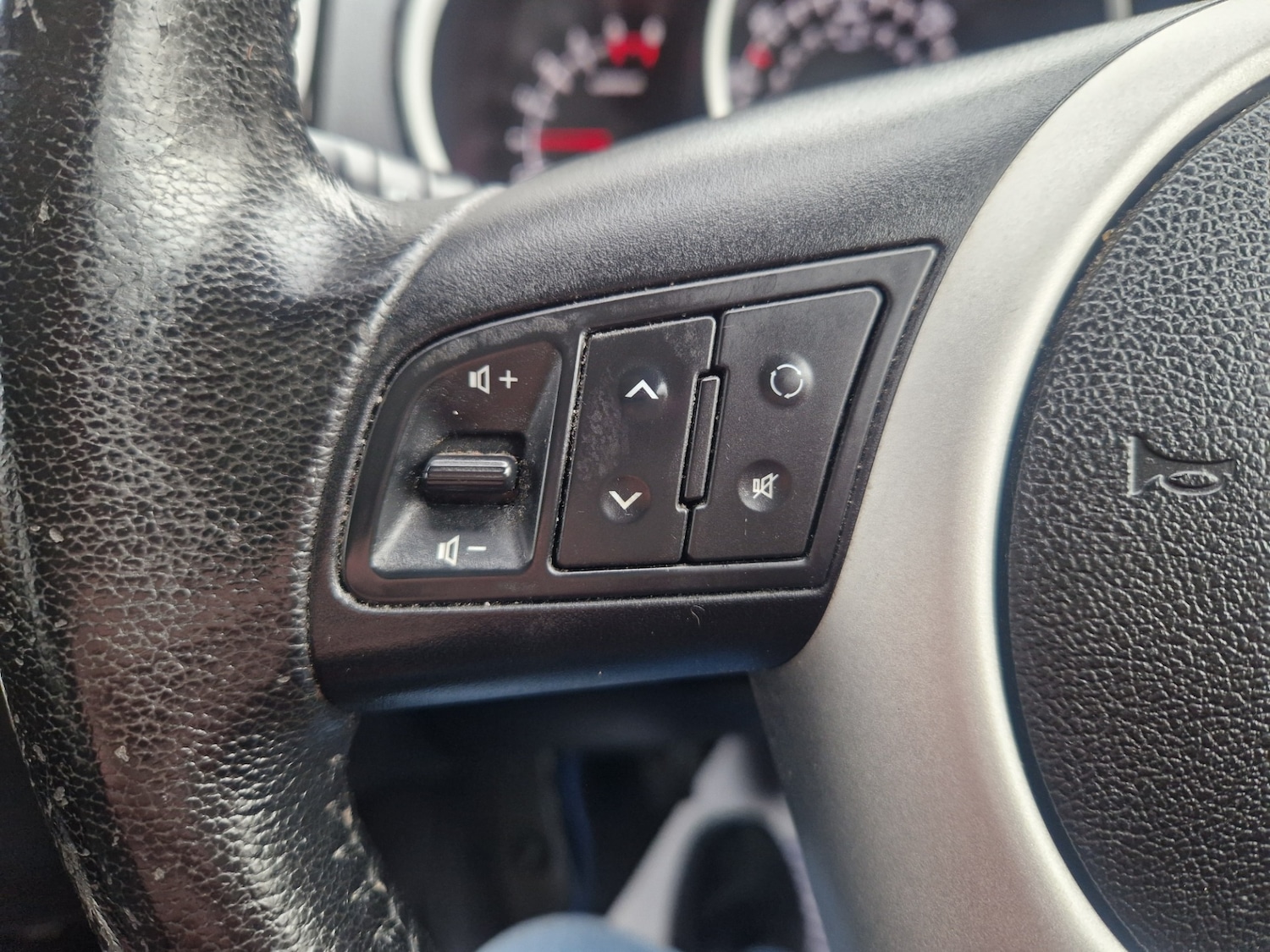 Used Kia Venga 2012 for sale - 77234496: Photo 10