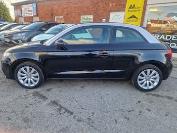 Used Audi A1 2014 for sale - 76437339: Photo