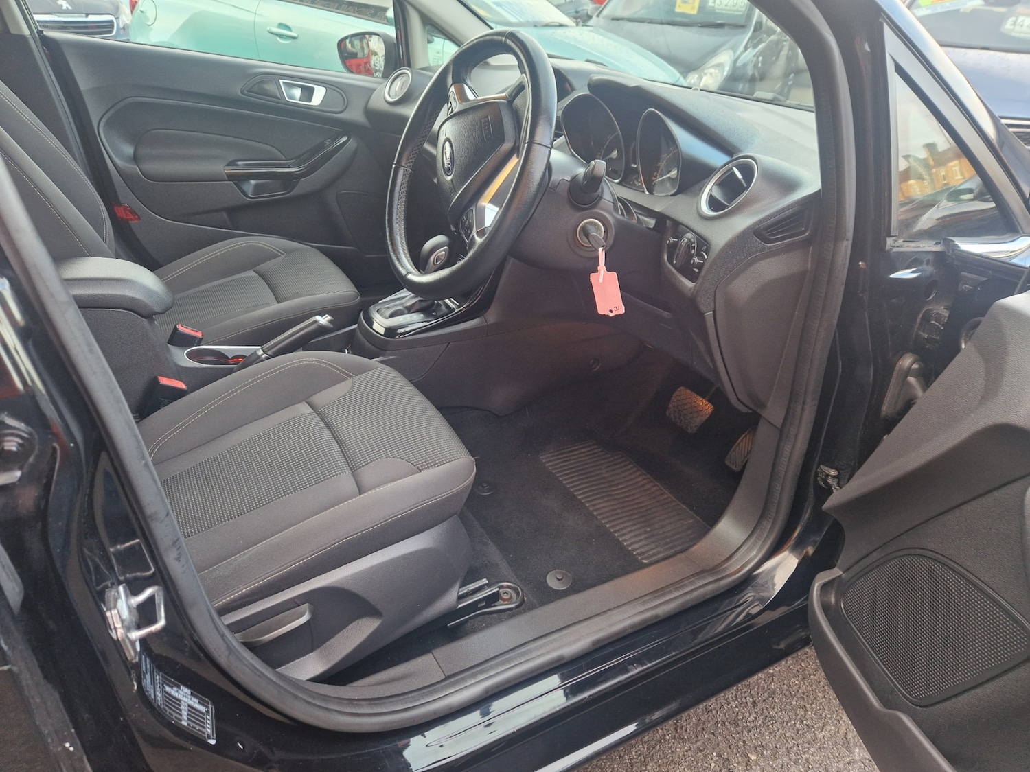 Used Ford Fiesta 2017 for sale - 76960428: Photo 18