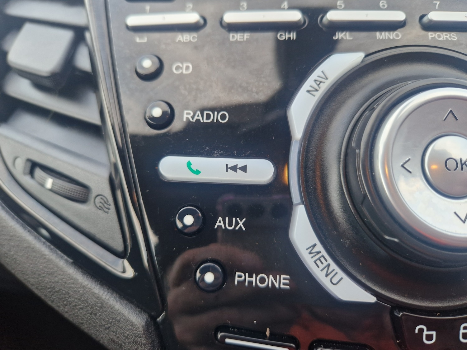 Used Ford Fiesta 2017 for sale - 76960428: Photo 29