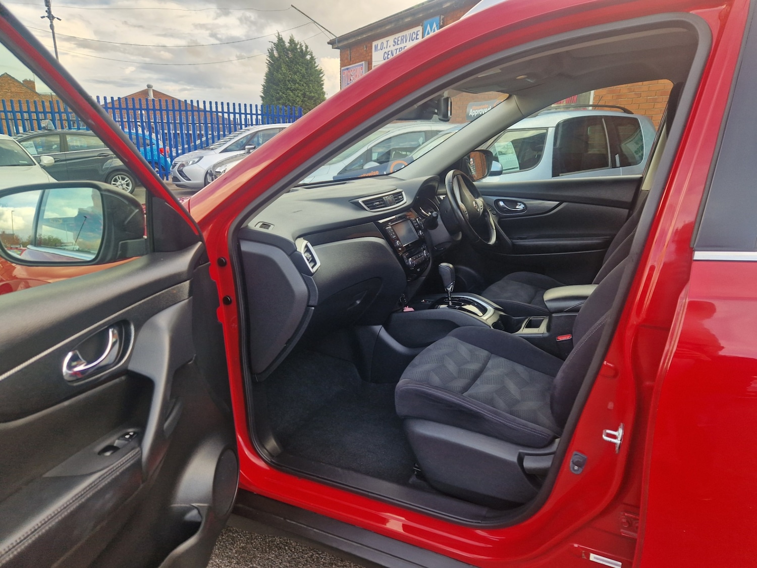 Used Nissan X-Trail 2015 for sale - 76332414: Photo 17