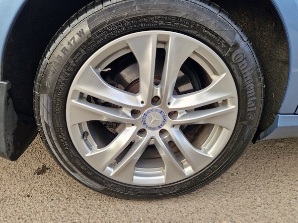 Used Mercedes-Benz E-Class 2010 for sale - 74427276: Photo 11